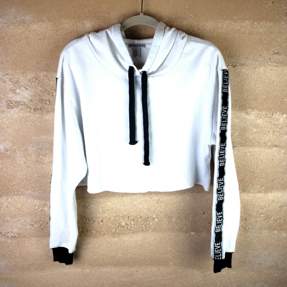 Forever 21 Tops - Forever 21 Crop Hoodie Sz M Long Sleeve